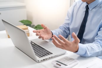 MRの業務効率を改善　流通管理業務を効率化する新しい運営モデルとは